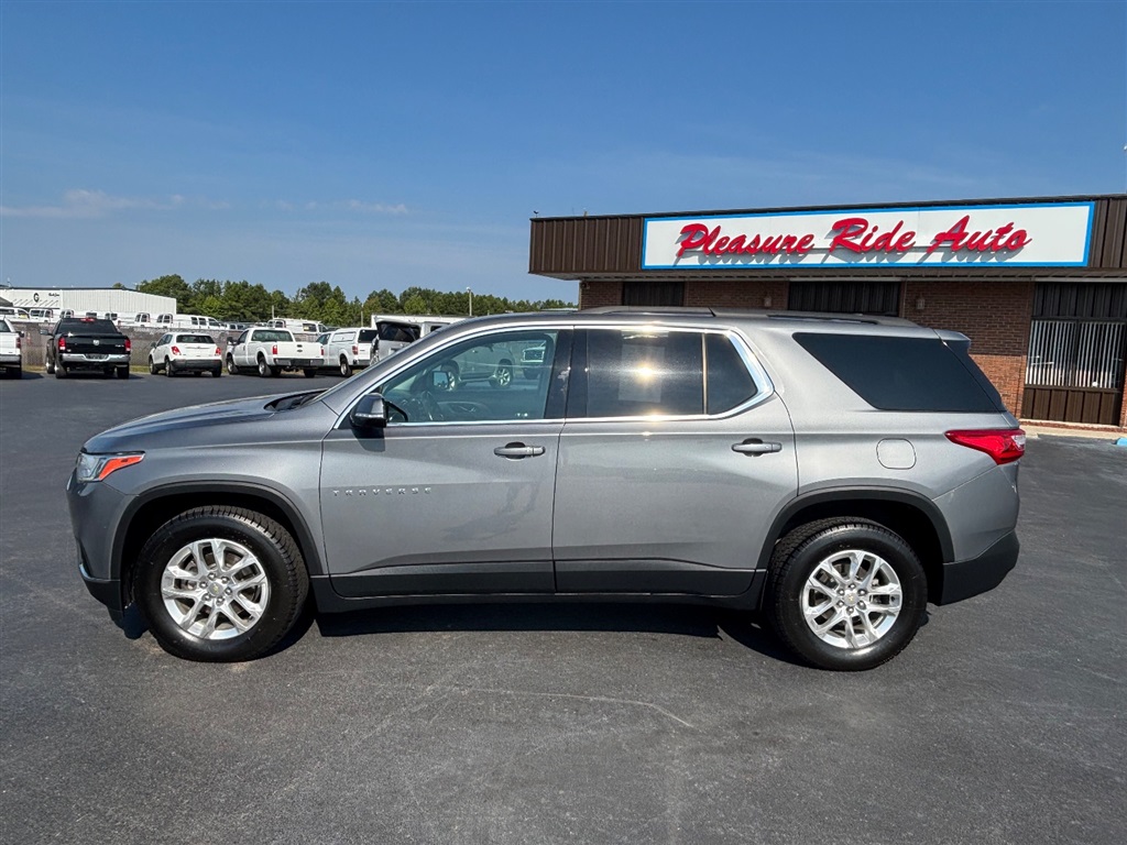 2019 Chevrolet Traverse Cloth photo 2