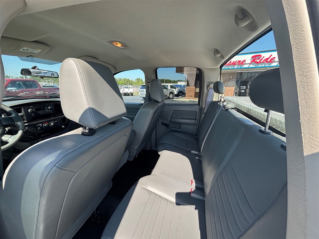 2007 Dodge Ram ST photo 11