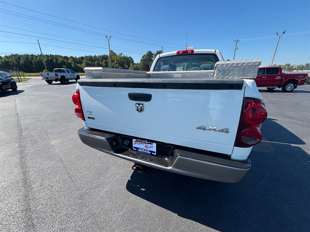 2007 Dodge Ram ST photo 4