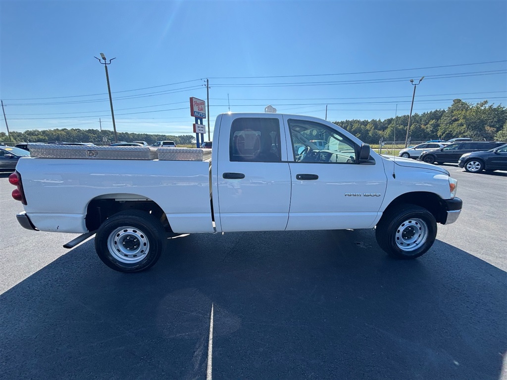 2007 Dodge Ram ST photo 6