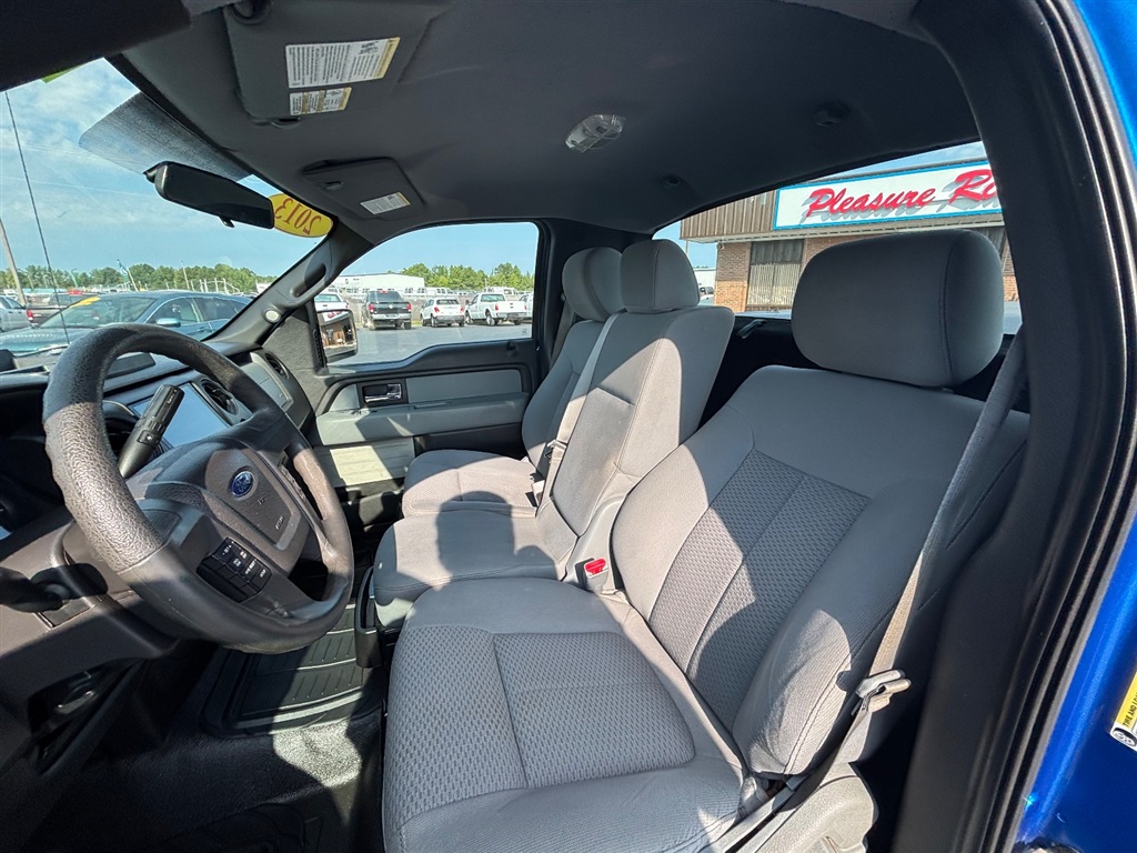 2013 Ford F-150 STX photo 12