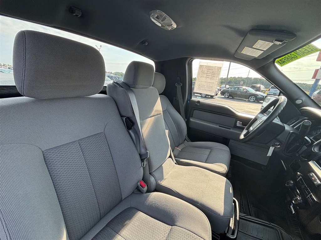 2013 Ford F-150 STX photo 15