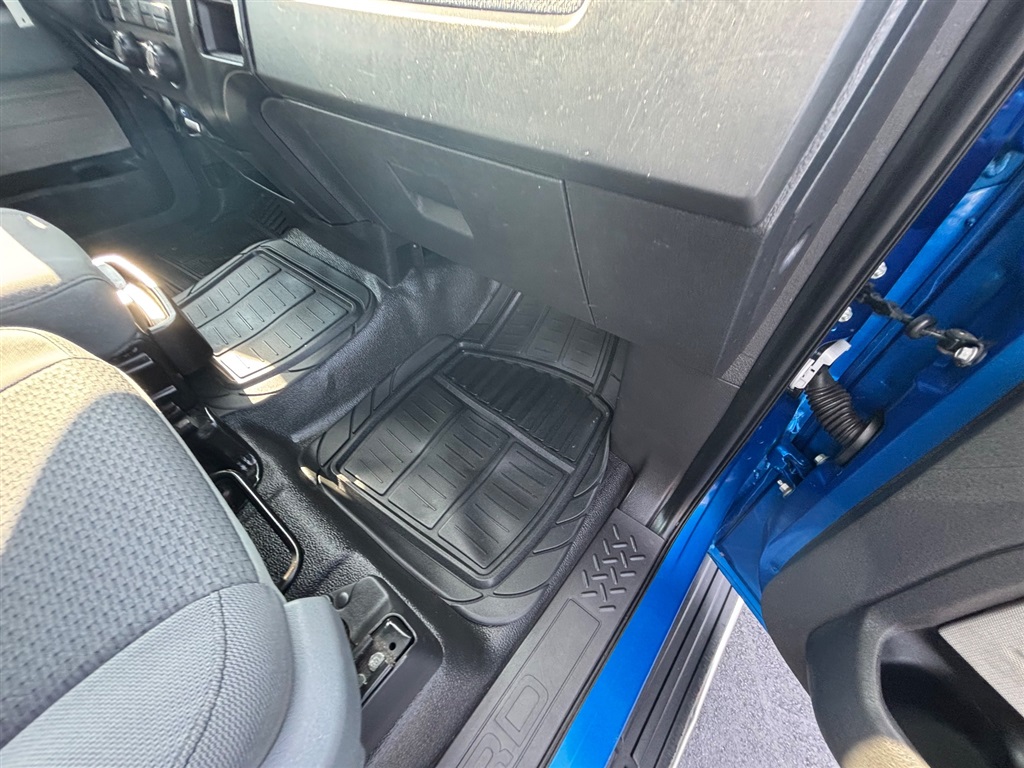 2013 Ford F-150 STX photo 17