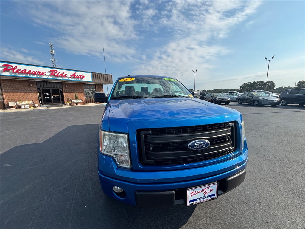 2013 Ford F-150 STX photo 9