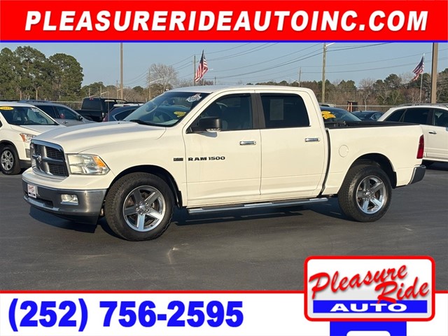 RAM 1500 SLT Crew Cab 4WD in Greenville