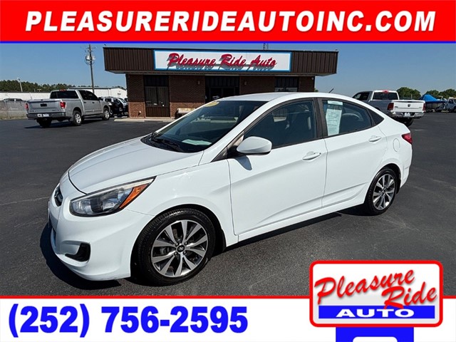 Hyundai Accent SE 4-Door 6A in Greenville