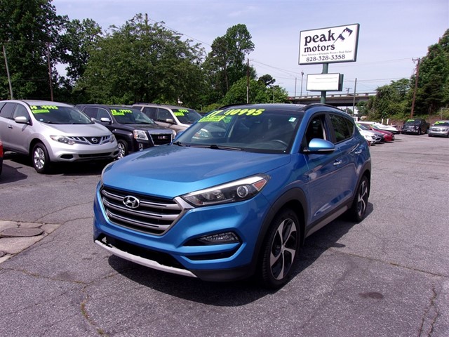 Hyundai Tucson Limited W/ultimate Package AWD in Hickory