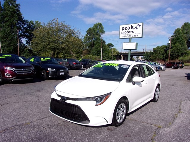 Toyota Corolla LE in Hickory