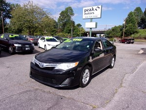 Picture of a 2013 Toyota Camry LE