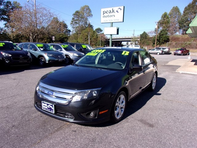 Ford Fusion SE in Hickory