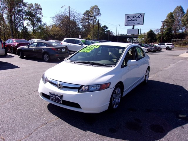 Honda Civic LX Sedan AT in Hickory