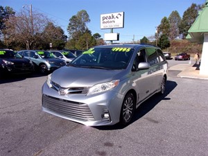 Picture of a 2018 Toyota Sienna Limited Premium 7-passenger