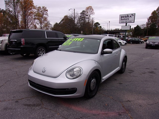 Volkswagen Beetle 2.5L W/sunroof Sound in Hickory