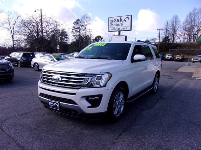 Ford Expedition XLT 4WD in Hickory