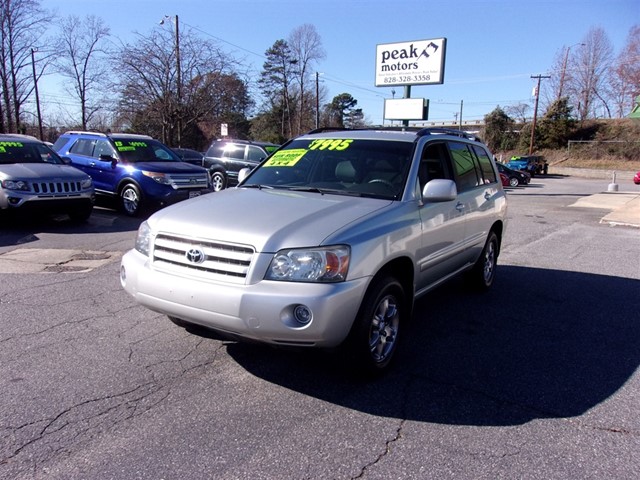 Toyota Highlander Limited V6 4WD in Hickory