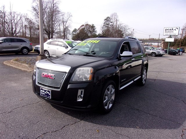 GMC Terrain Denali AWD in Hickory