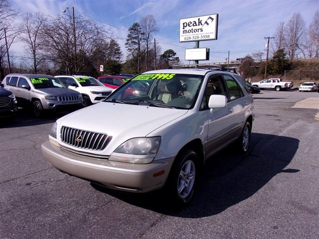 Lexus RX 300 FWD in Hickory