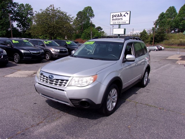 Subaru Forester 2.5X Premium in Hickory