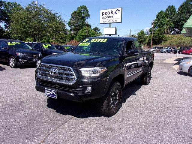 Toyota Tacoma SR5 Access Cab V6 6AT 4WD in Hickory