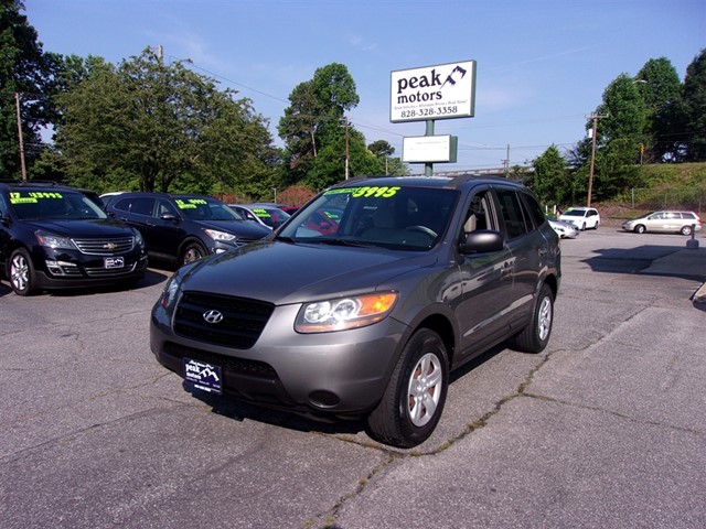 Hyundai Santa Fe GLS in Hickory