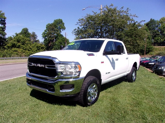 RAM 2500 Big Horn Crew Cab SWB 4WD in Hickory