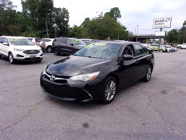 Toyota Camry SE in Hickory