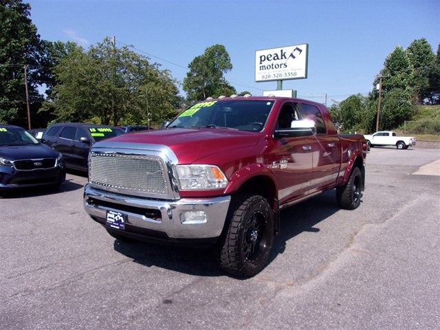 RAM 3500 Laramie Mega Cab 4WD in Hickory