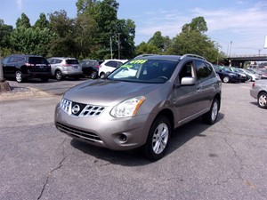 2013 Nissan Rogue SV FWD for sale by dealer