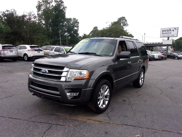 Ford Expedition Limited 4WD in Hickory
