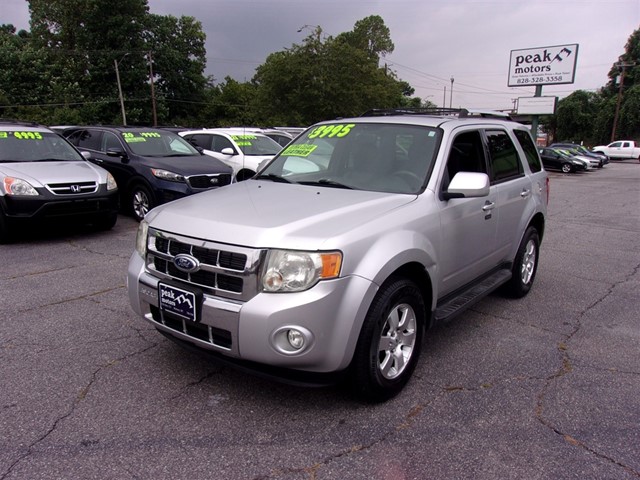 Ford Escape Limited 4WD in Hickory