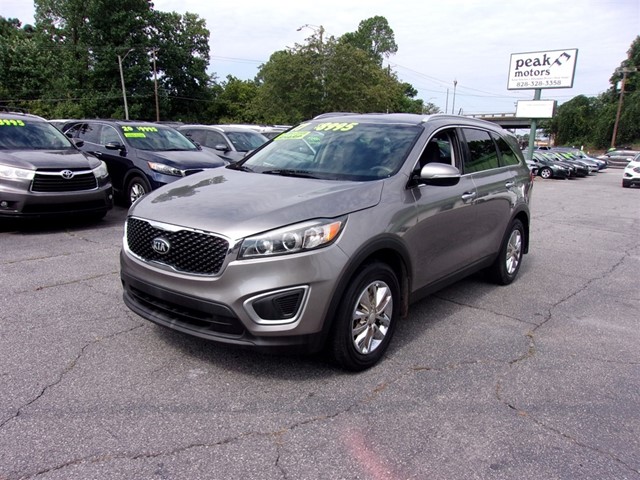 Kia Sorento LX 2WD in Hickory