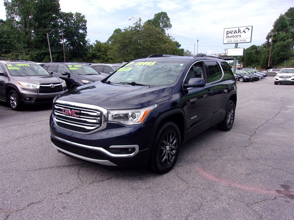 2017 GMC Acadia SLT-1's photo
