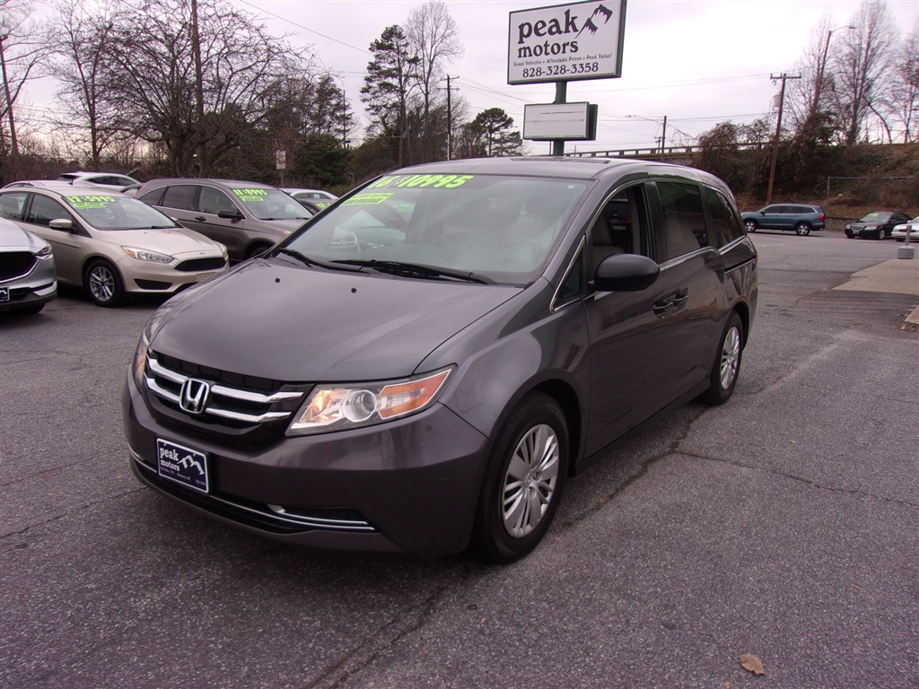 2016 Honda Odyssey LX's photo