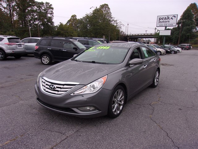 Hyundai Sonata SE Auto in Hickory