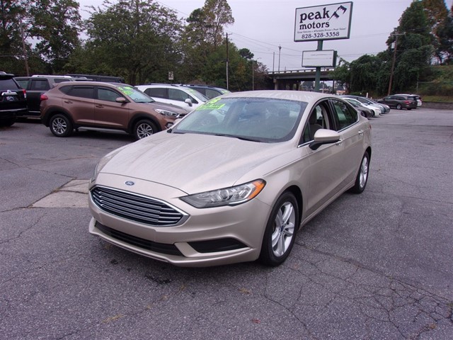 Ford Fusion SE in Hickory