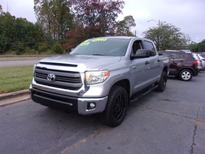 2014 Toyota Tundra SR5 5.7L V8 FFV Crewmax 4WD for sale by dealer