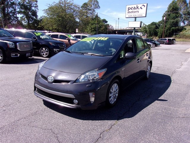 Toyota Prius Plug-in Advanced in Hickory