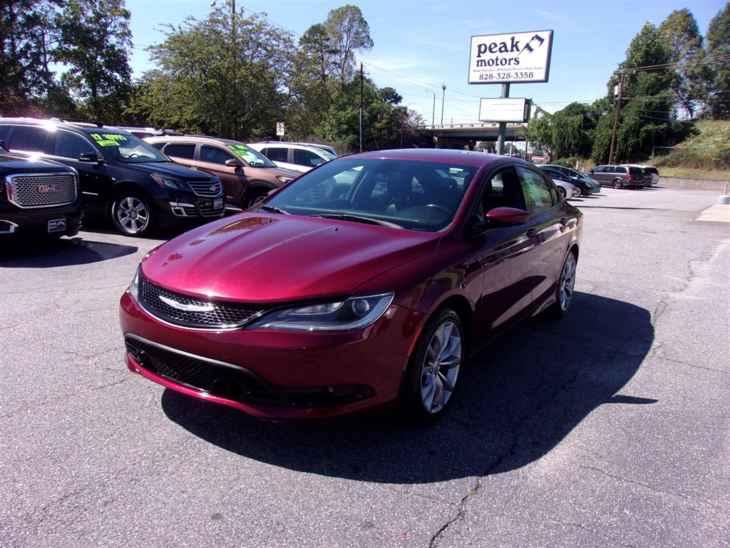 2015 Chrysler 200 S