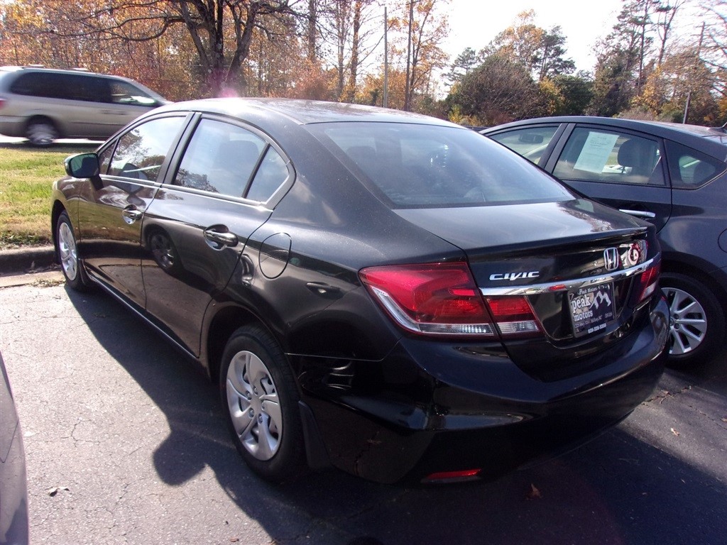 2014 Honda Civic LX photo 4