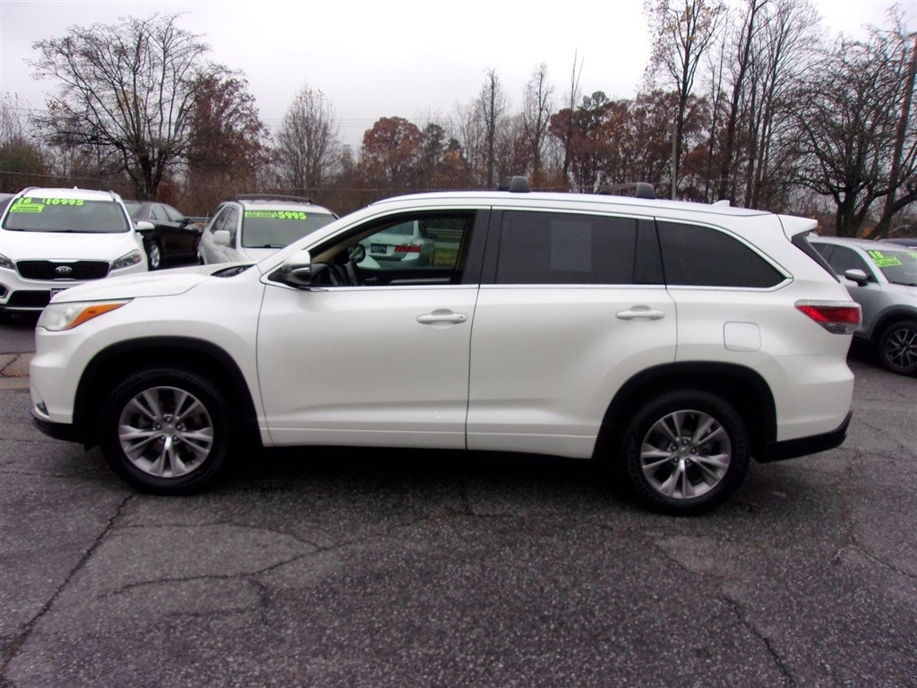 2014 Toyota Highlander XLE photo 3