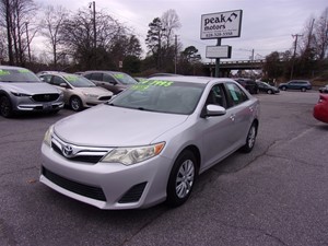 Picture of a 2014 Toyota Camry LE