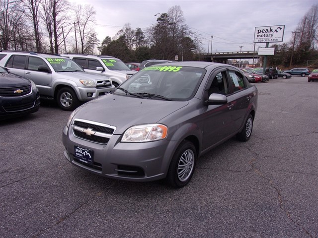 Chevrolet Aveo LS in Hickory