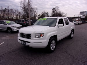Picture of a 2006 Honda Ridgeline RTL With Moonroof, XM Radio & Navigation