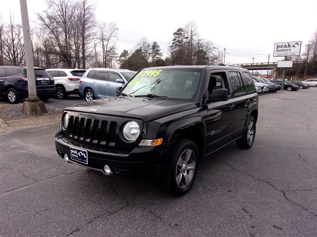 Jeep Patriot Latitude 4WD in Hickory