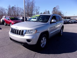 Picture of a 2011 Jeep Grand Cherokee Laredo 4WD