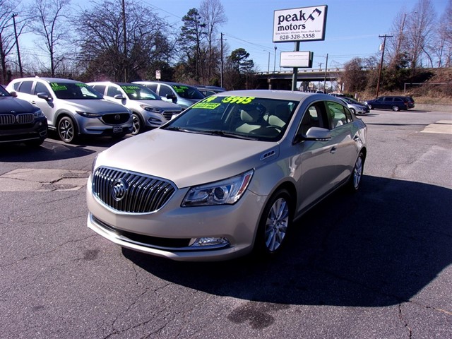Buick Lacrosse Leather Package in Hickory