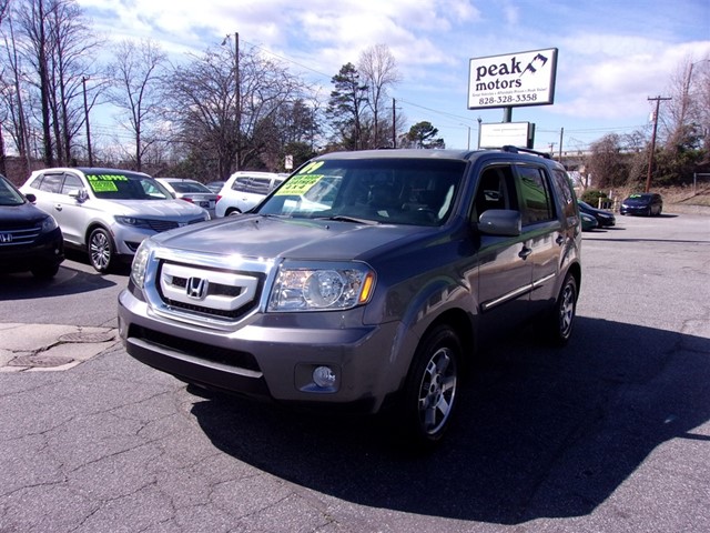 Honda Pilot Touring 4WD With DVD in Hickory