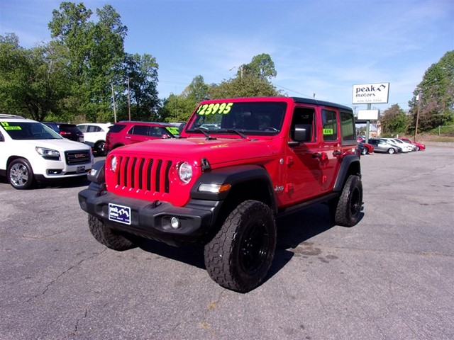 Jeep Wrangler Unlimited Sport in Hickory