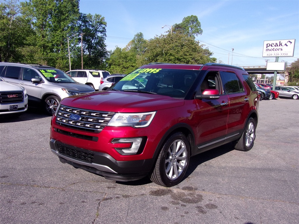 2017 Ford Explorer Limited FWD's photo