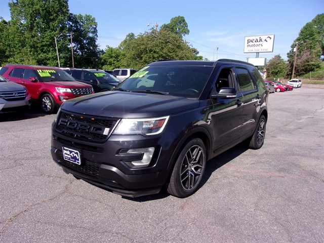 Ford Explorer Sport 4WD in Hickory